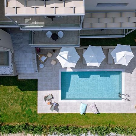 Arodo Suites Nea Iraklitsa Exteriör bild