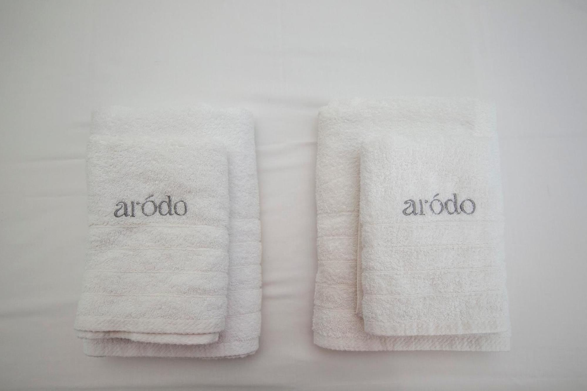Arodo Suites Nea Iraklitsa Exteriör bild