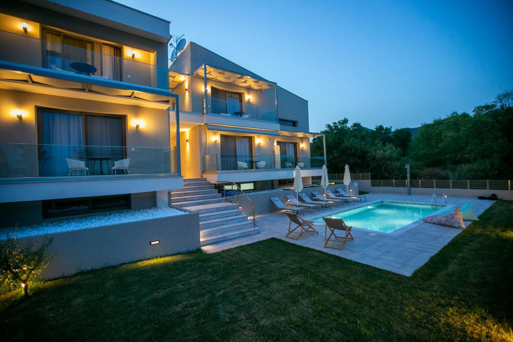 Arodo Suites Nea Iraklitsa Exteriör bild