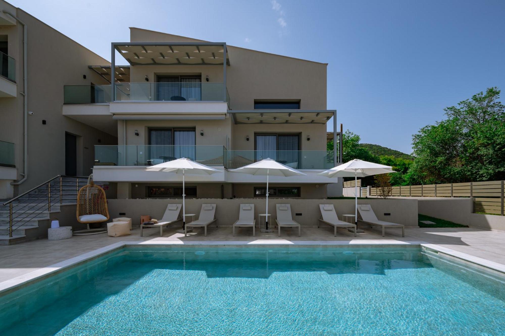 Arodo Suites Nea Iraklitsa Exteriör bild