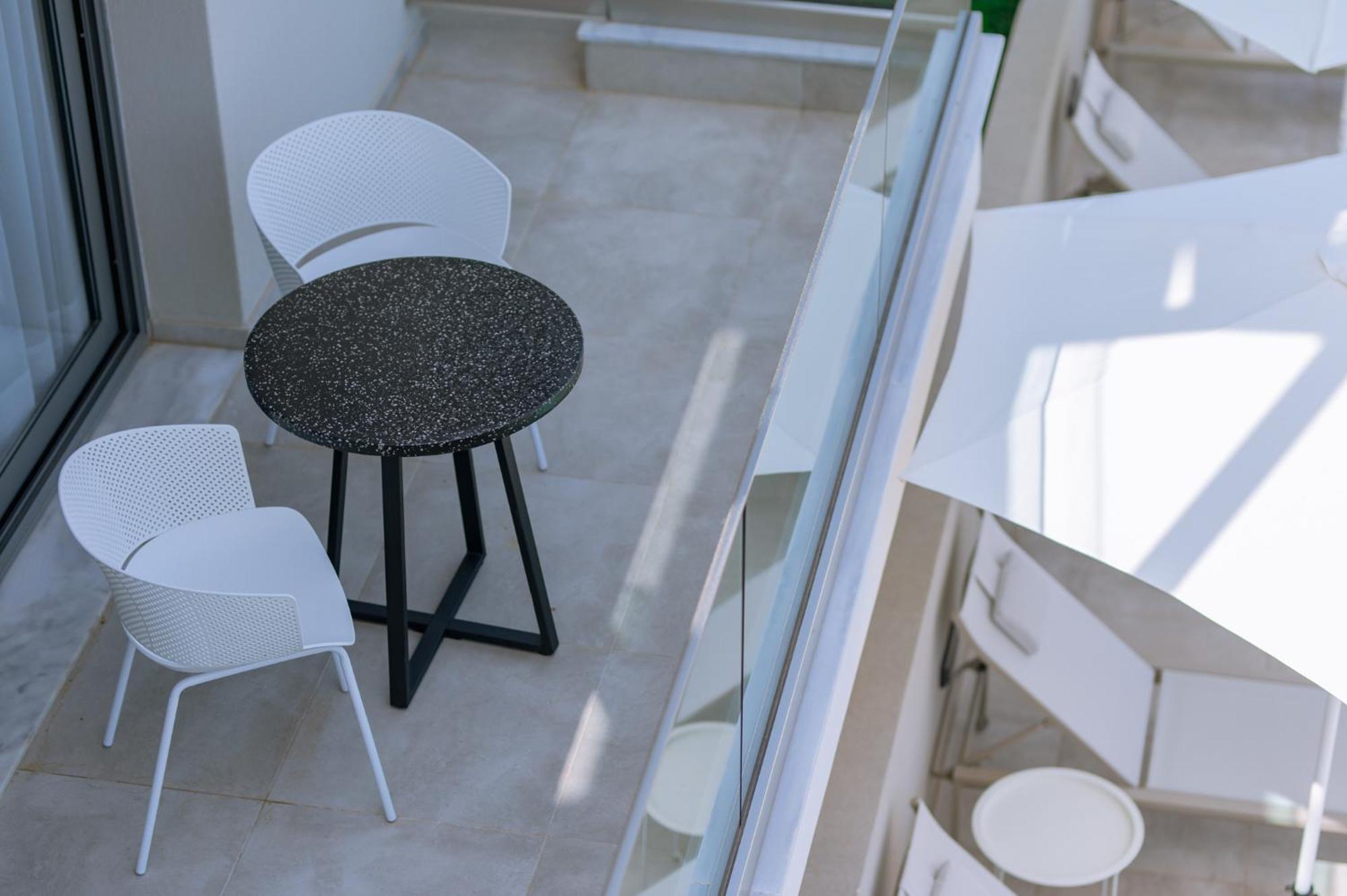 Arodo Suites Nea Iraklitsa Exteriör bild