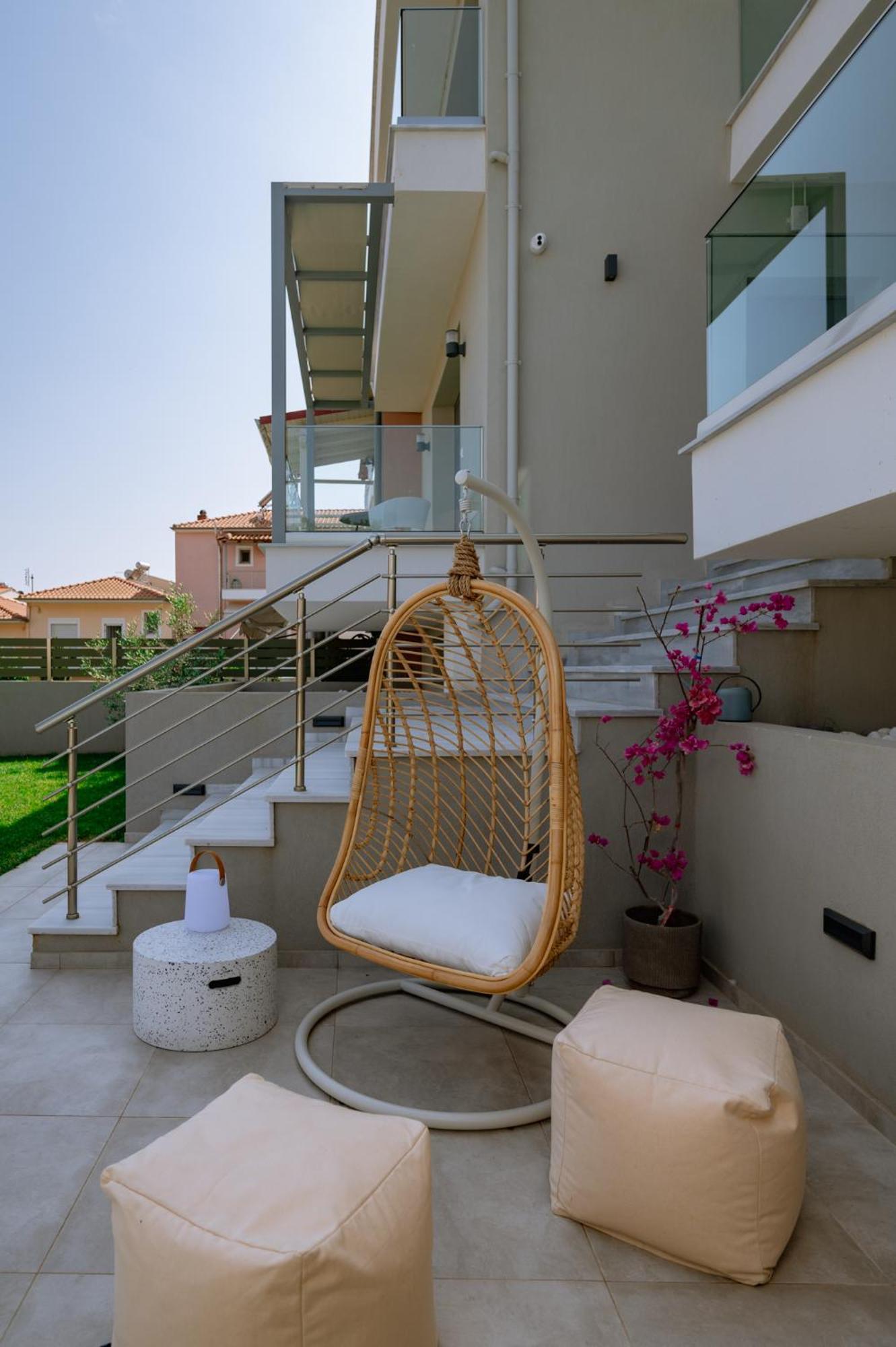 Arodo Suites Nea Iraklitsa Exteriör bild