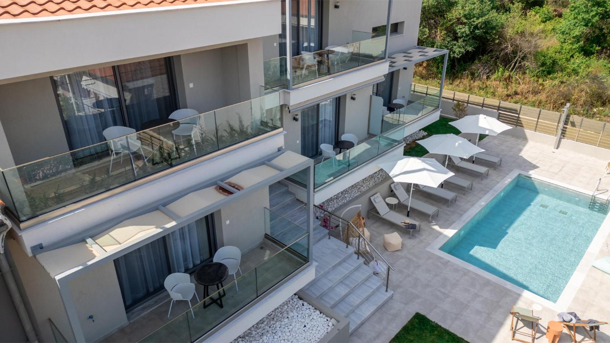 Arodo Suites Nea Iraklitsa Exteriör bild