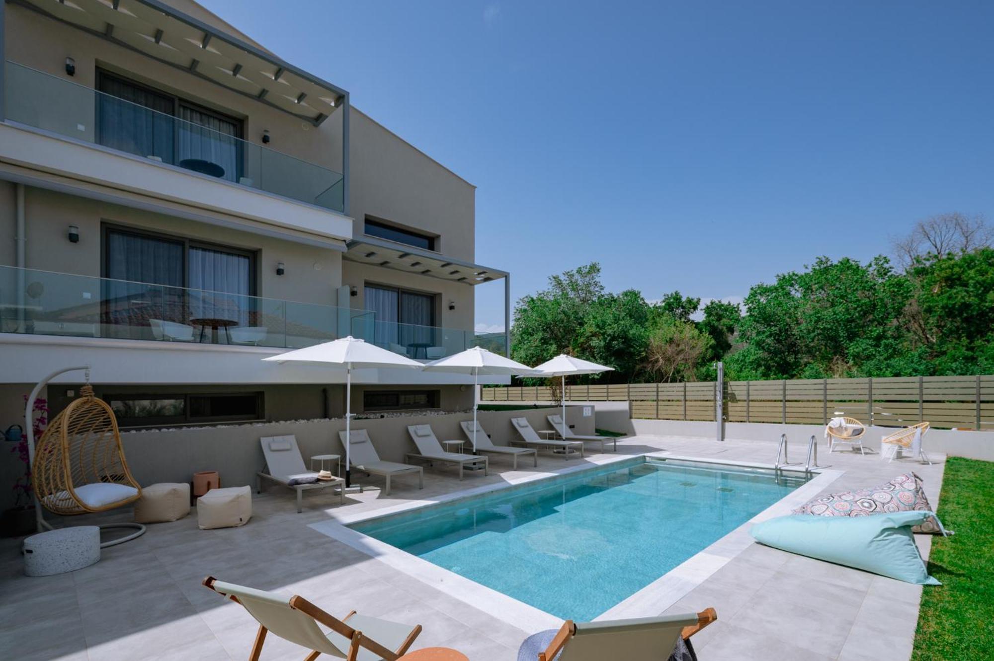 Arodo Suites Nea Iraklitsa Exteriör bild